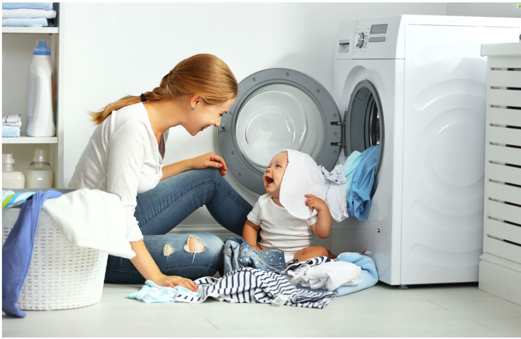 Comment-laver-les-vêtements-de-bébé