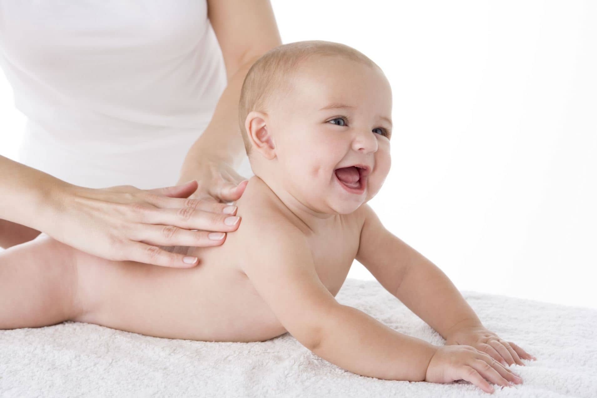 Massage-pour-bébé