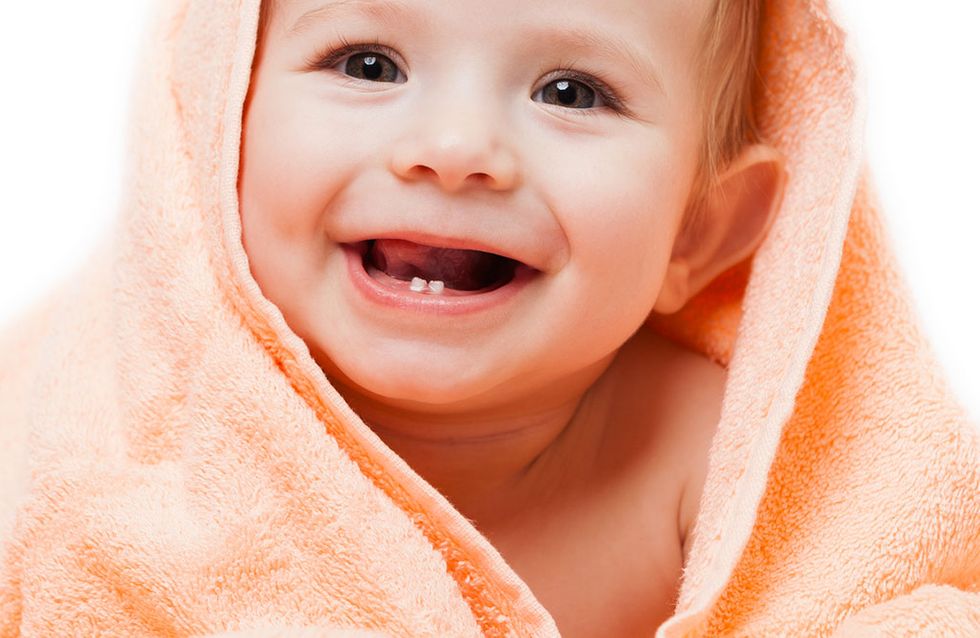 bébé-poussée-dentaire