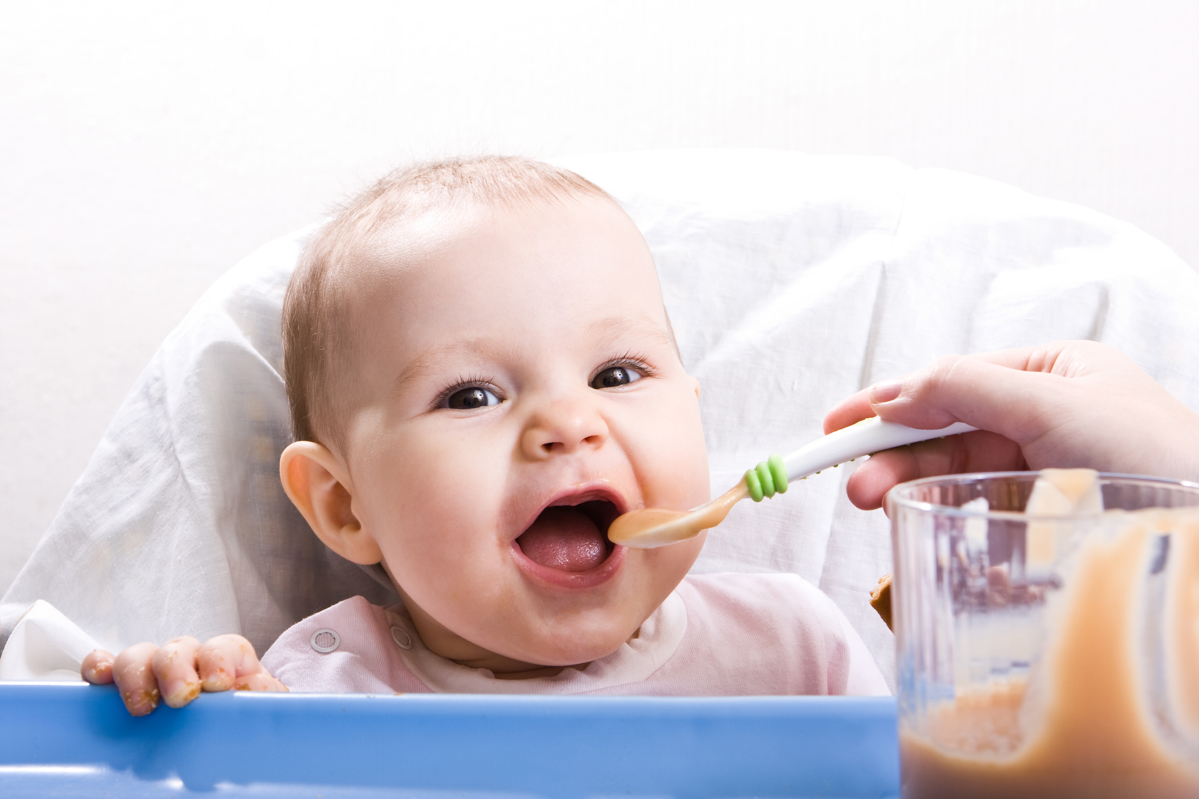 calendrier-introduction-aliments-solides-bébé